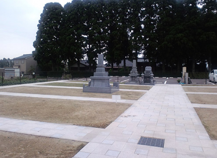 富山墓苑