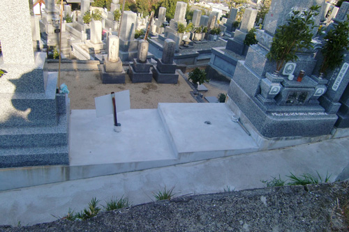 松山市内には数少ない宗旨・宗派を問わない寺院墓地