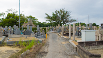 中村共有墓地