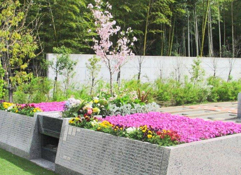 都築まどか霊園（樹木葬/永代供養付墓）